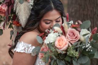 Monica's Floral Designs - 10