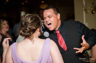The Dancing DJ - Gil Keough - 15