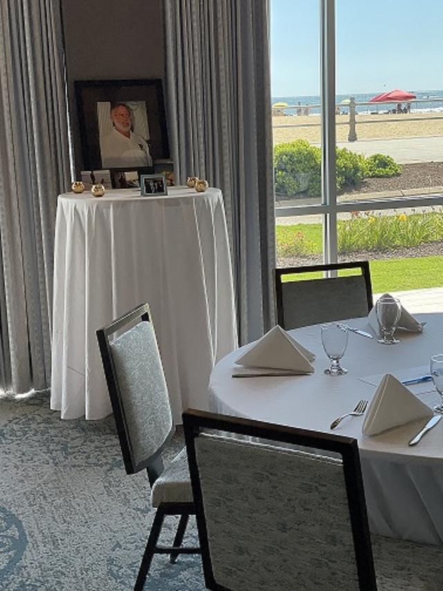 DoubleTree by Hilton Oceanfront - 2