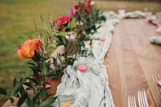 Ay, Poppy Floral & Event Decor - 14