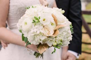 Karin's Florist - 18
