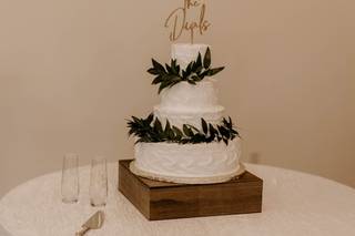 Ludger's Bavarian Cakery - 27