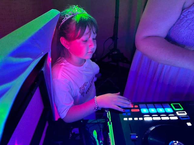 Eclipse DJ Entertainers - 1