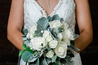 Bloomwoods Weddings By Kim Nelson - 16