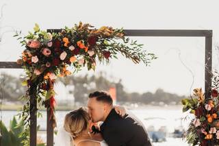 Bella Flora Wedding & Event Designs - 6