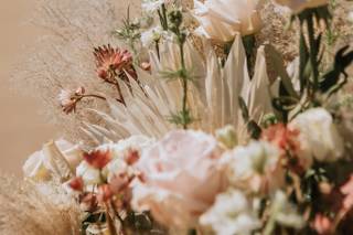 Bloomwoods Weddings By Kim Nelson - 9