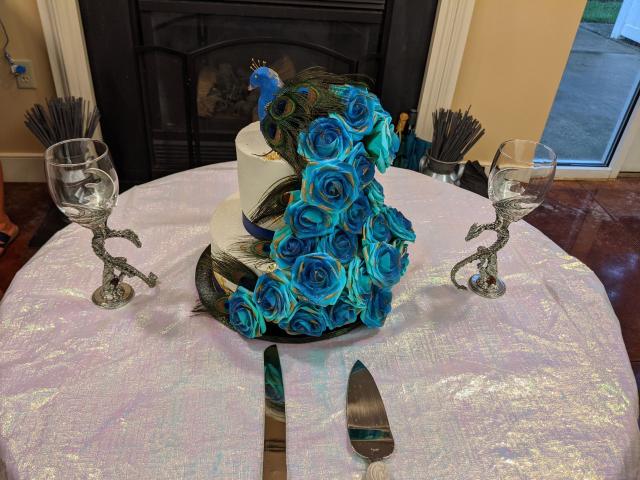 Bella's Custom Cakes - 3