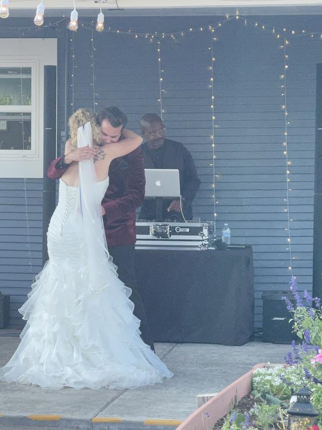 Becks Entertainment and DJ Service - 1