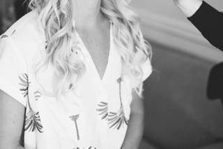 Bombshell Makeovers - 48