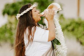 Hawaiian Style Beach Weddings with ALOHA - 36