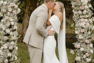 Dreyer House Florals - 23