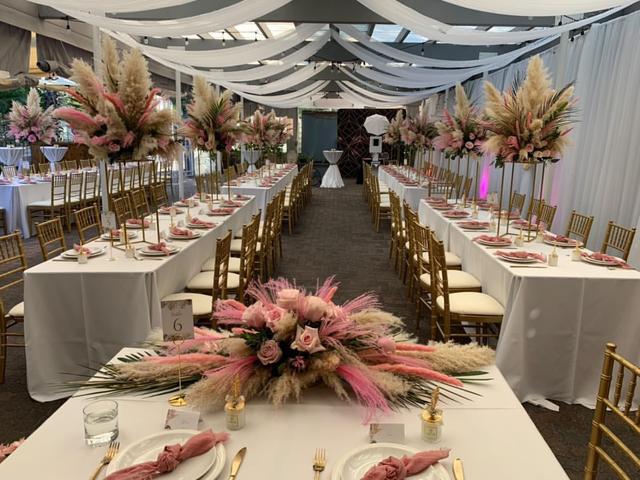 Dina's Deluxe Events - 4