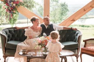 Rustic Charm Vintage Rentals - 8