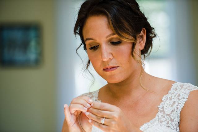 Meghan Cotton Makeup Artistry and Aesthetics 5