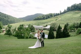 DelFosse Vineyards and Winery - 11