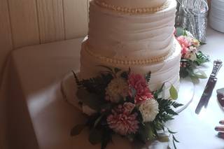 KJ's Cakery Bakery - 11