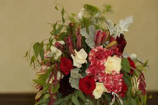 Shell's Petals Florist - 30