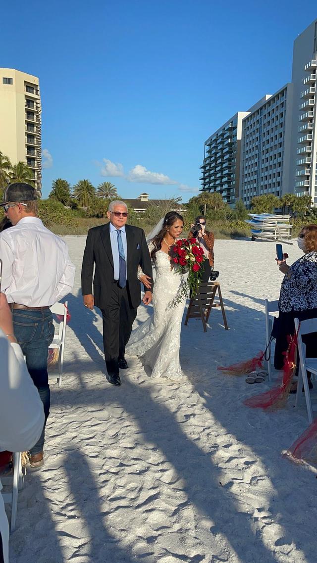 Hilton Marco Island Beach Resort and Spa - 4