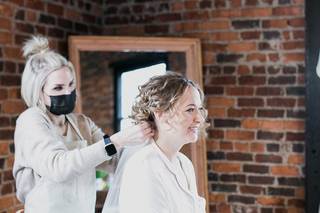 The Veil Hair and Makeup Co - 60