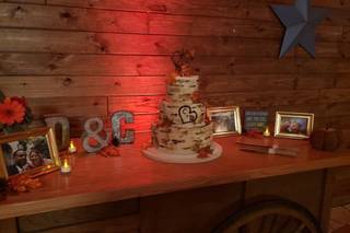 Hidden Barn Venue - 35