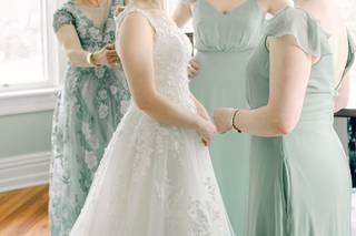 On Location Bridal by Judy Hayward - 9