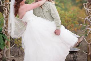 Bron Lowe Photography - 1