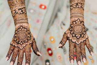 Naseem's Henna & Art - 11