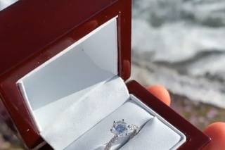 Brilliant Diamonds Fine Jewelers - 1