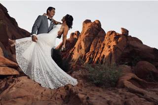 Scenic Las Vegas Weddings and Photography - 23