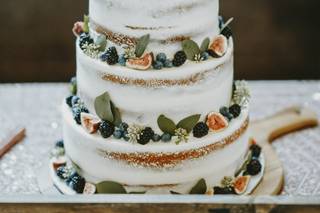 Blondie's Cakery - 9