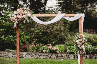 Maple & Mum Floral Designs - 48