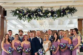 Designs By Linda Florist - 19