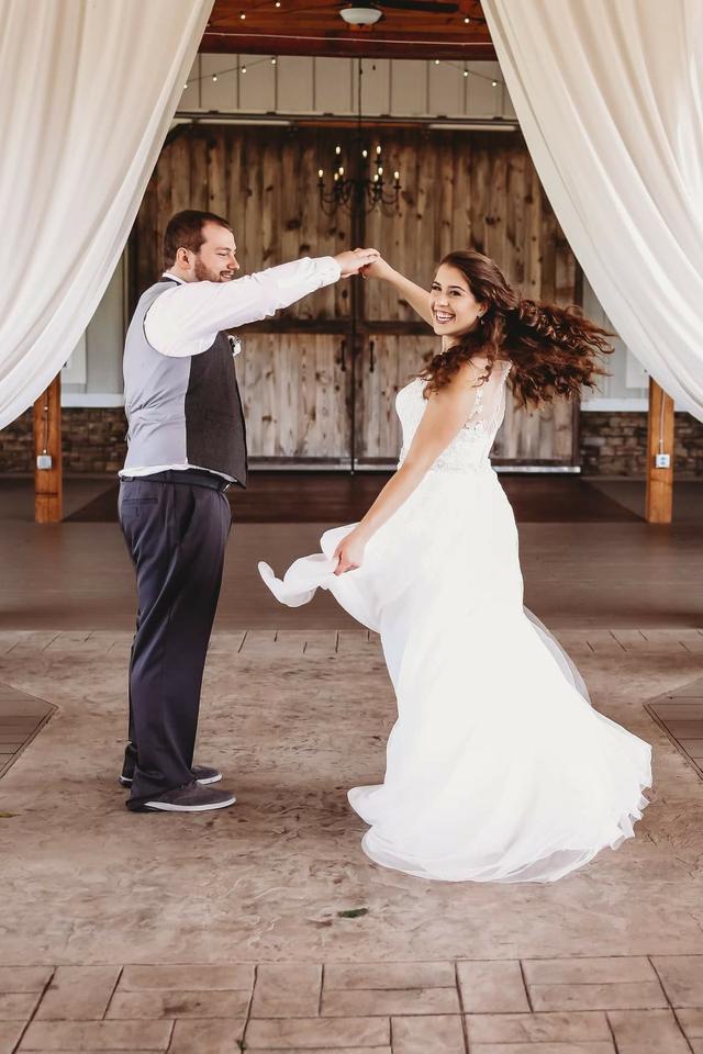 Rina's Bridal & Quinceañera - 2