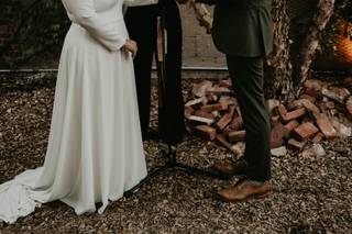 Franny, Wedding Officiant & Day-Of Stage Manager - 10