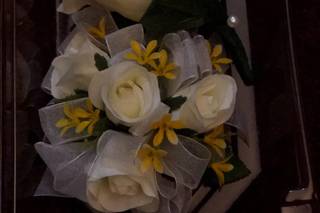 Decorative Touch Floral & Gift Shop - 15