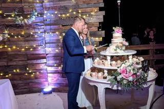 LadyCakes Bakery - 56