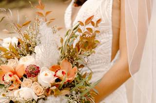 Amore Fiori Flowers and Gifts - 42