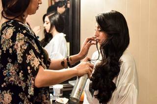 Bella's Beauty Bar - 9