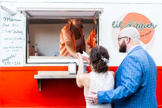 Lil Dipper Soft Serve Truck - 1