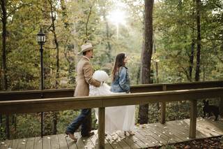 Nolichuckey Bluffs Bed & Breakfast Cabins & Wedding Venue - 26