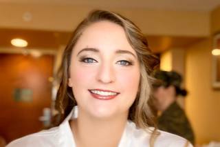 Makeup and Hair By Traci - 11