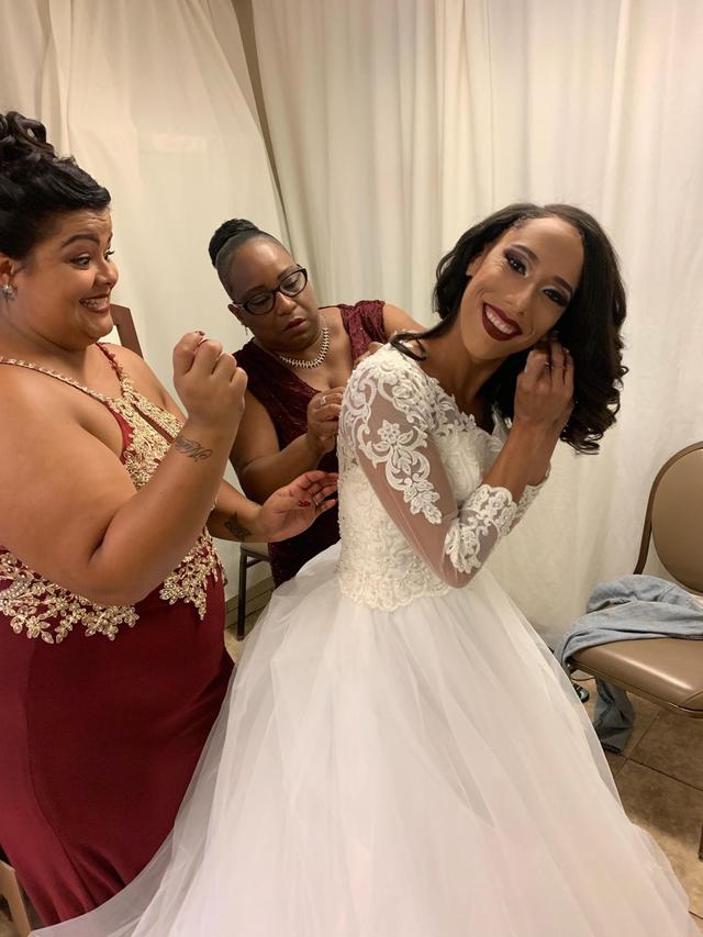 L’Mode Bridal Alterations Specialist - 2