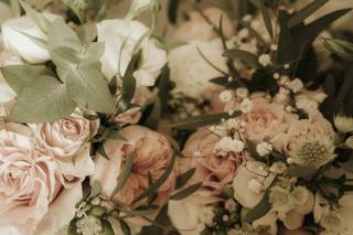 Olympia Blooms Floral & Event Creation - 16