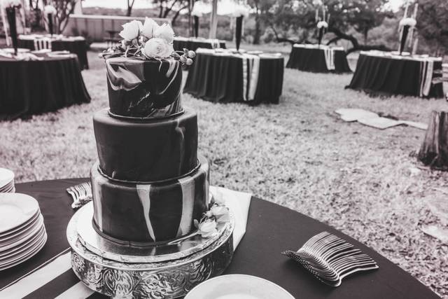 Bittersweet Cakes & Catering 4