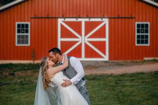 Watkins Barn & Venue - 6
