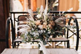 WoodStem Floral & Decor - 20