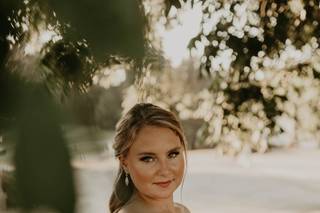 Kristina Overton Onsite Hair & Makeup - 23