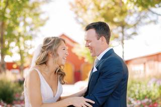 Ali & Garrett Wedding Photographers - 26