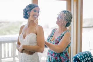 Glimmer Hair & Makeup - 25