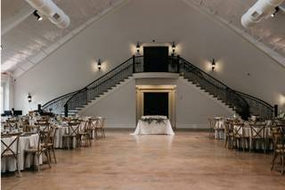 Yonah Mountain Vineyards - 6